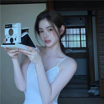 怪异少女神隐